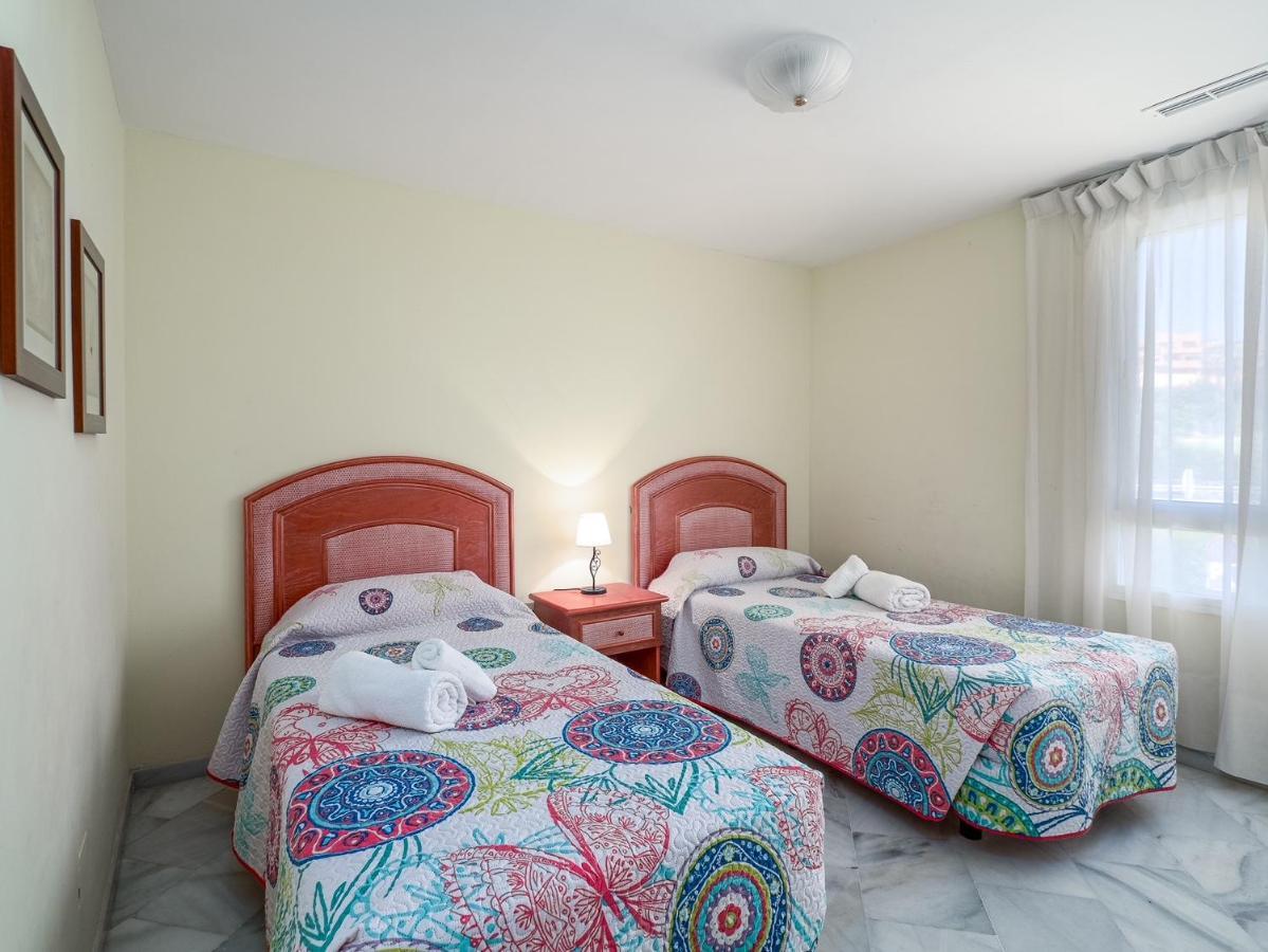 אסטפונה Fantastic Beachfront Apartment מראה חיצוני תמונה